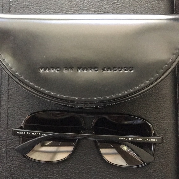Marc By Marc Jacobs Aviator Sunglasses - Picture 3 of 5